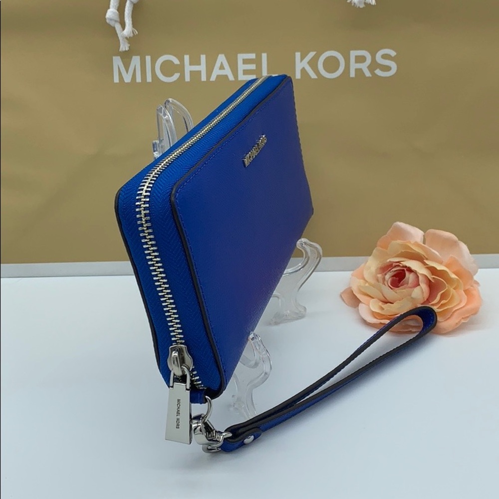 MICHAEL KORS JET SET TRAVEL LG TRVL CONTINENTAL - Picture 4 of 16